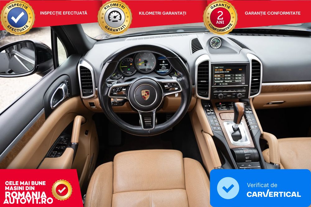 Porsche Cayenne - 30