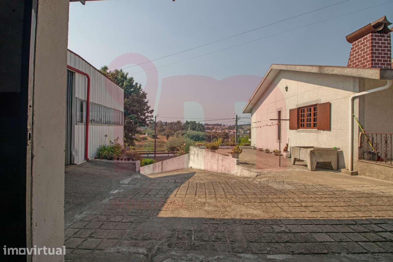 Habitaçao, Oficina, Negócio, Bi-familiar - Grande imagem: 4/60