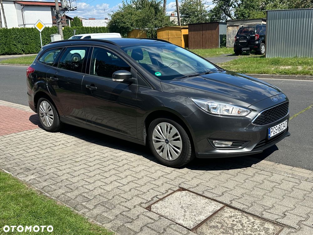Ford Focus 1.0 EcoBoost Start-Stopp-System COOL&CONNECT DESIGN - 2