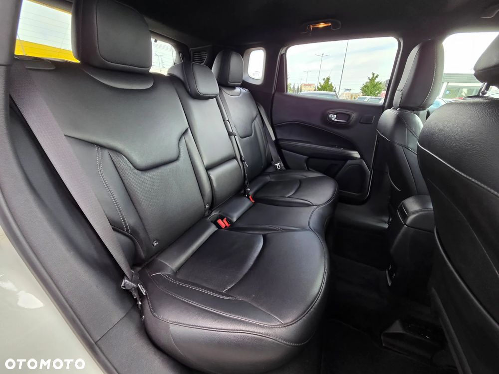 Jeep Compass 1.4 MultiAir Business Line - 16
