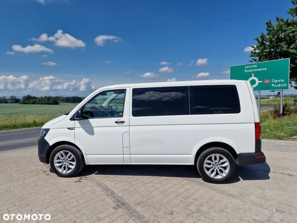 Volkswagen Transporter Lang EU6 - 16