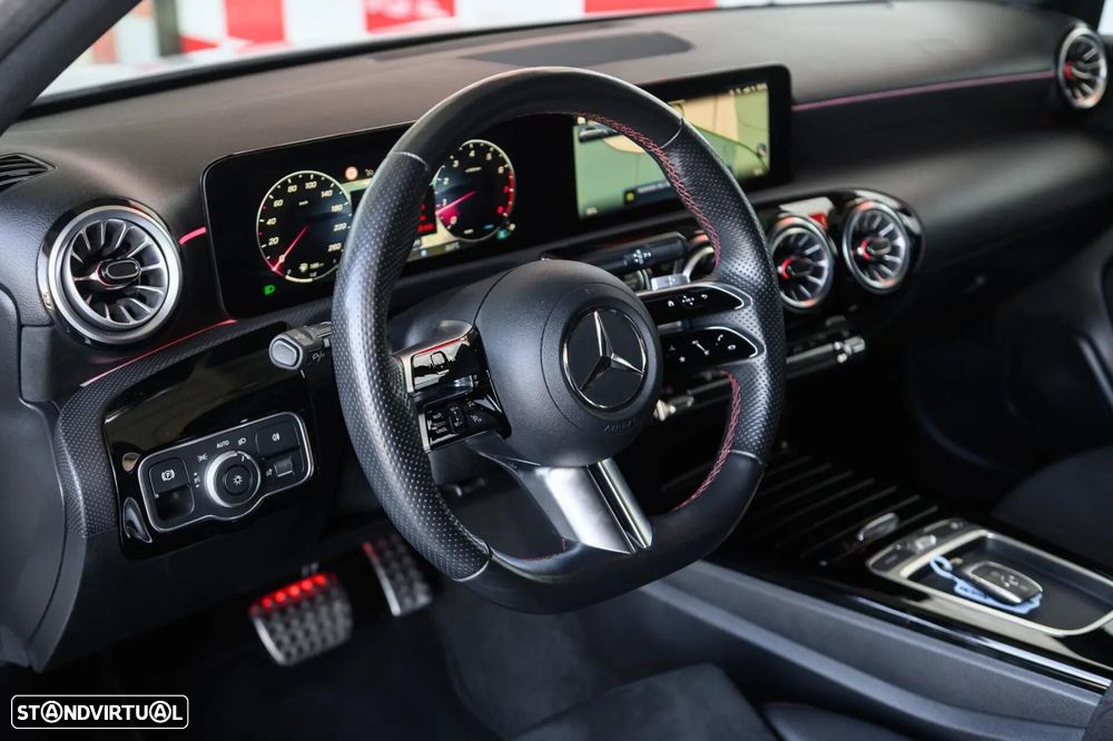 Mercedes-Benz A 200 Standard - 21