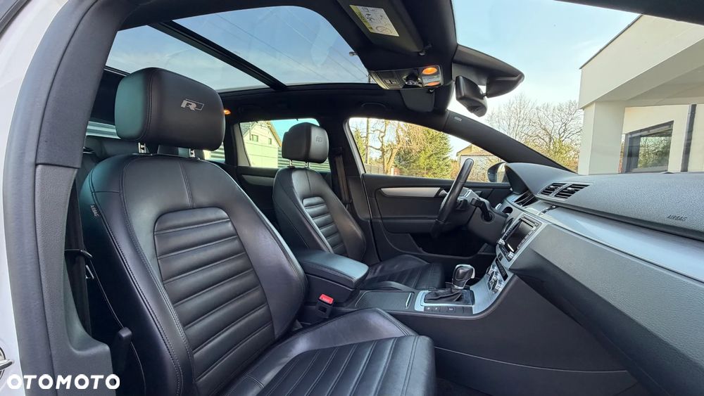 Volkswagen Passat 2.0 TDI DSG BlueMotion Technology R-Line - 22