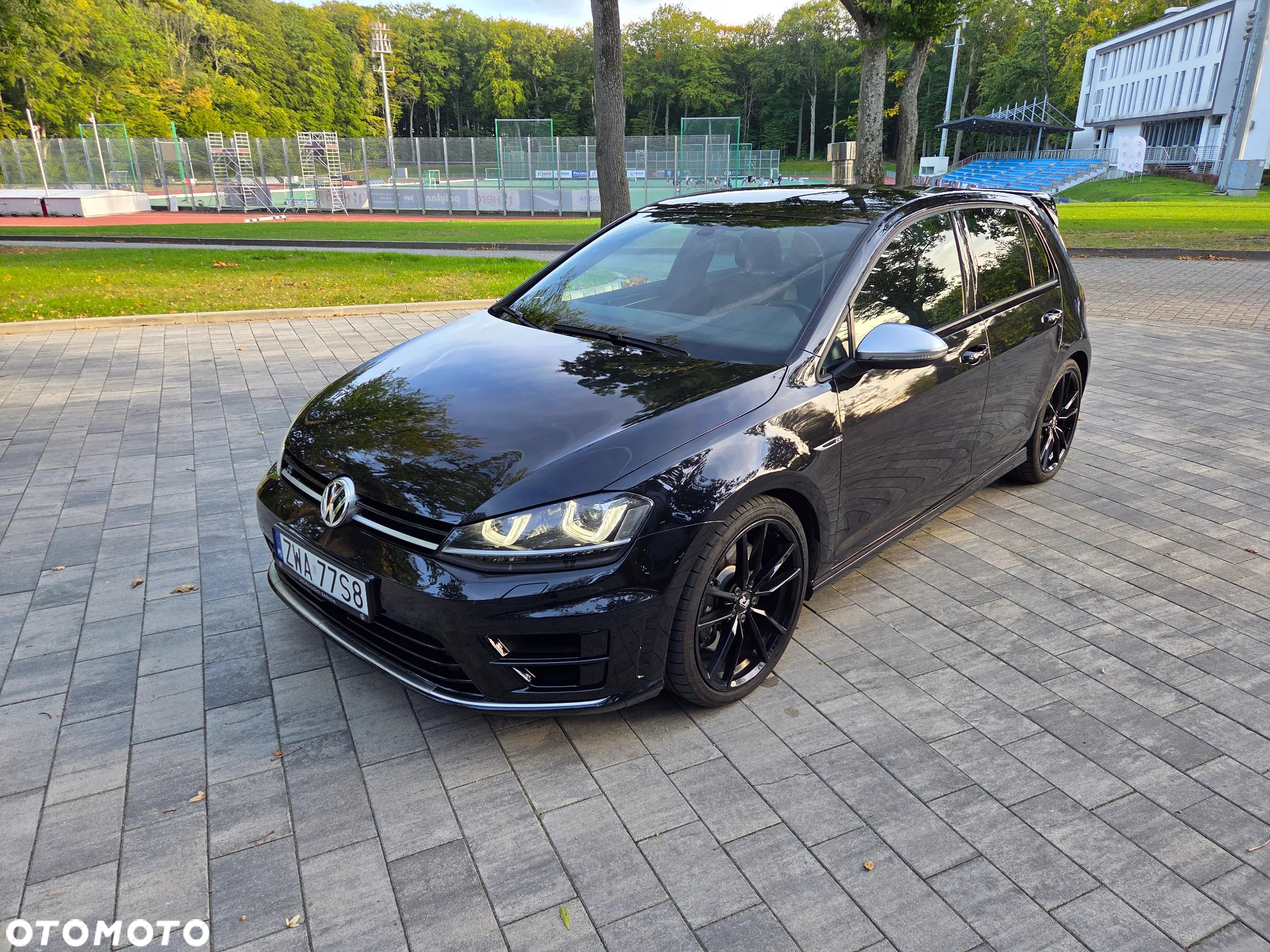 Volkswagen Golf VII 2.0 TSI BMT 4Mot R DSG - 14
