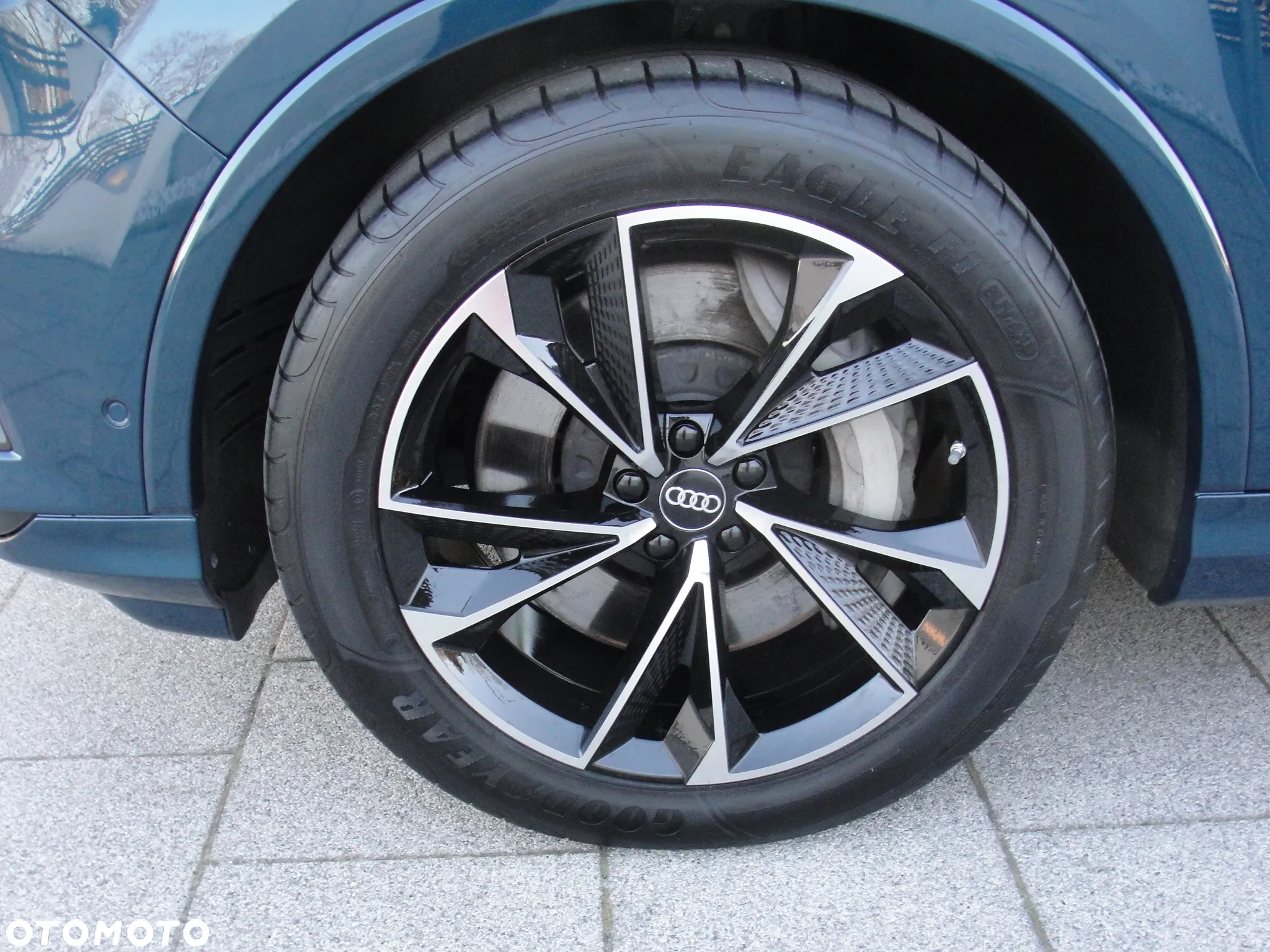 Audi Q7 55 TFSI e Quattro Tiptronic - 24