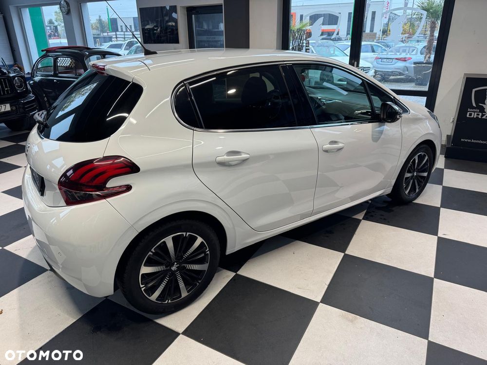 Peugeot 208 PureTech 110 Stop & Start EAT6 Allure - 13