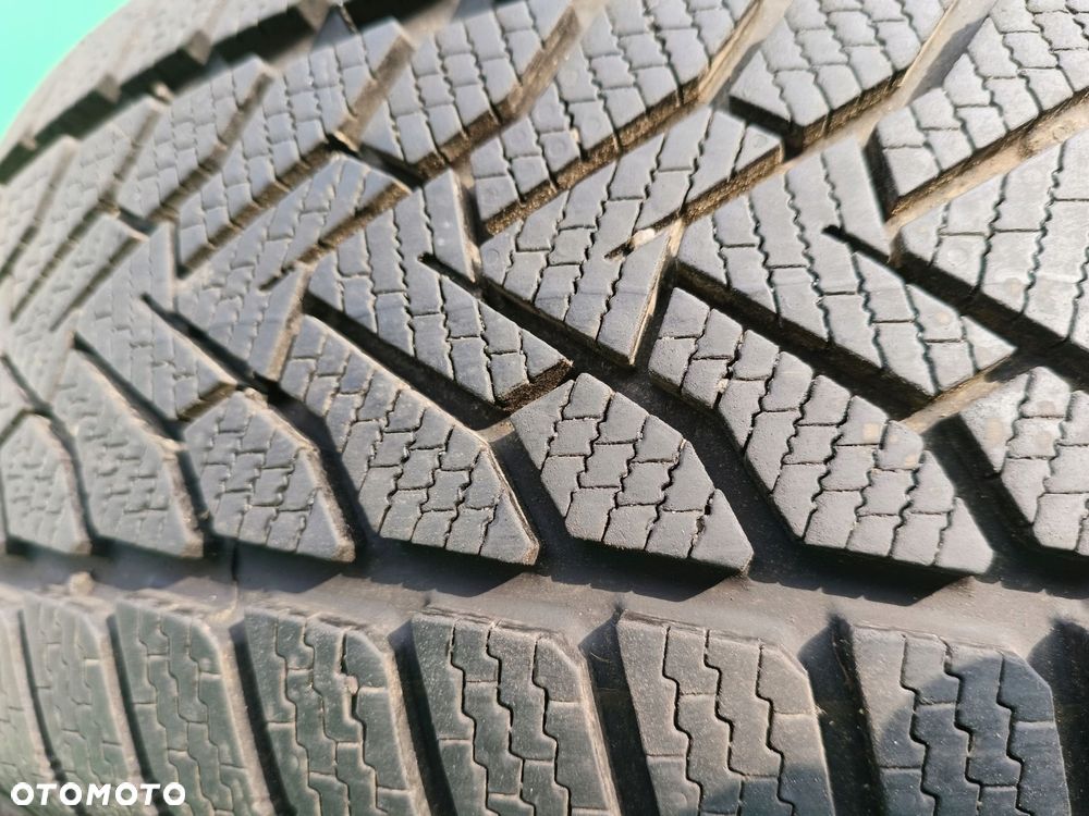 uniroyal winterexpert 215/55/17, 1 szt 2025 r 9 mm - 3