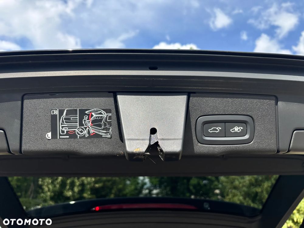 Volvo XC 60 B4 D Inscription - 33