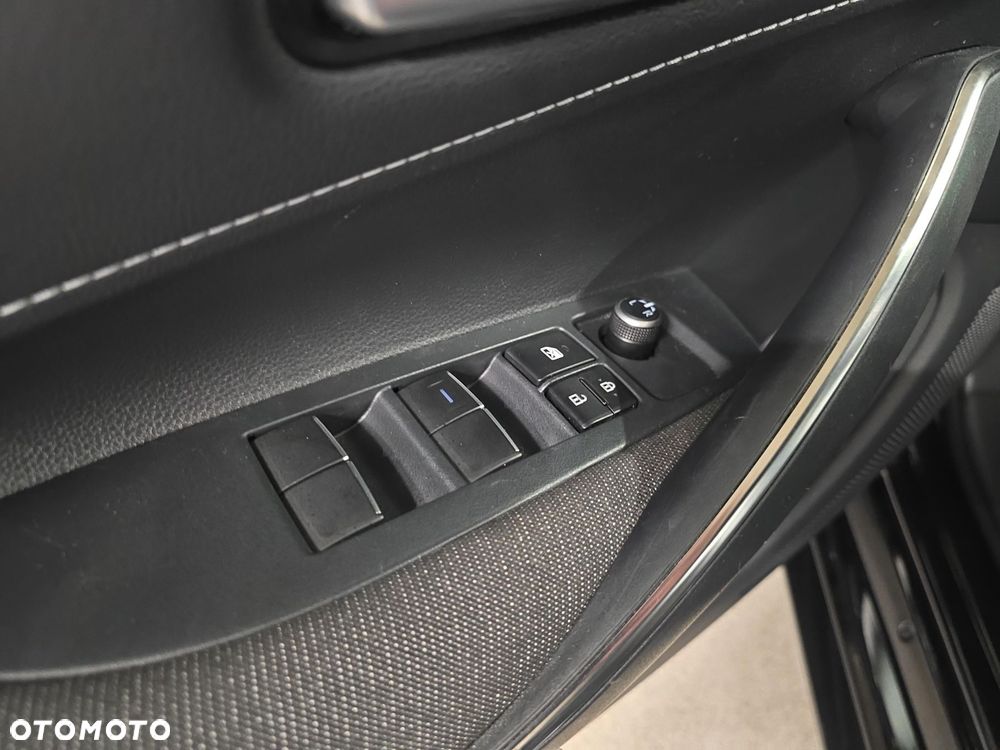 Toyota Corolla 1.8 Hybrid Comfort - 20