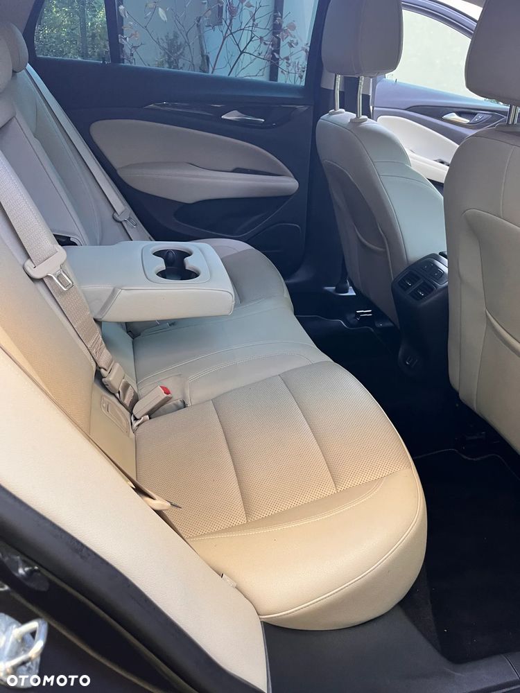 Opel Insignia - 20