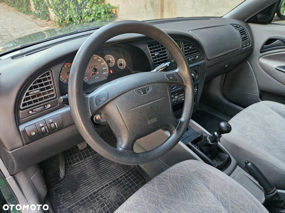 Daewoo Nubira - 11