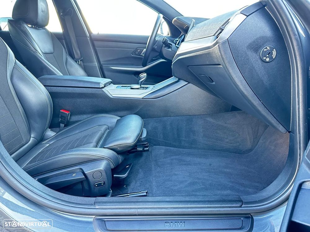 BMW 320 - 21
