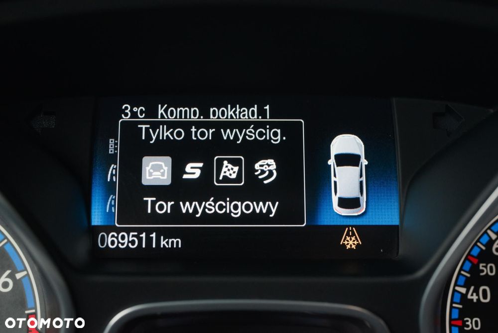Ford Focus 2.3 EcoBoost S&S Allrad RS - 26