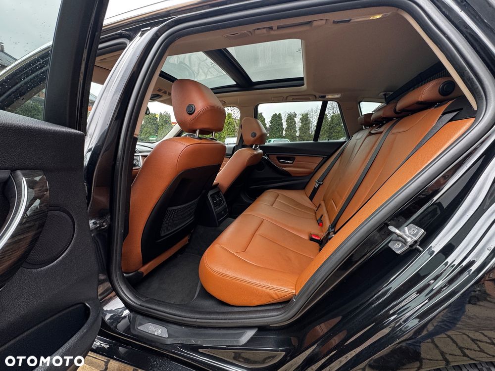 BMW Seria 3 320d Luxury Line EU6 - 23