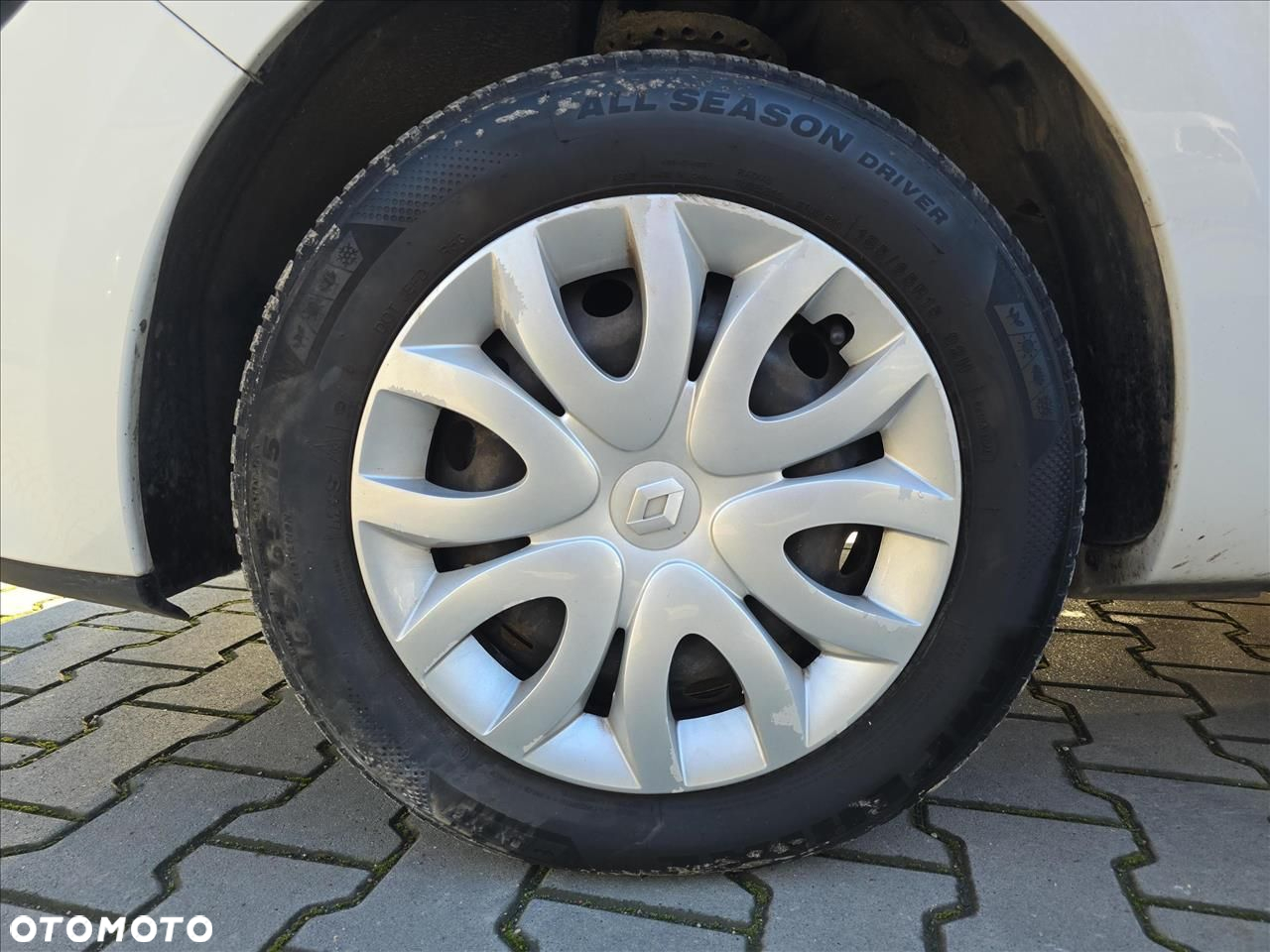 Renault Clio 1.5 dCi Energy Alize - 10