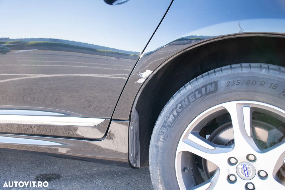 Volvo XC 60 D5AWD Summum - 10