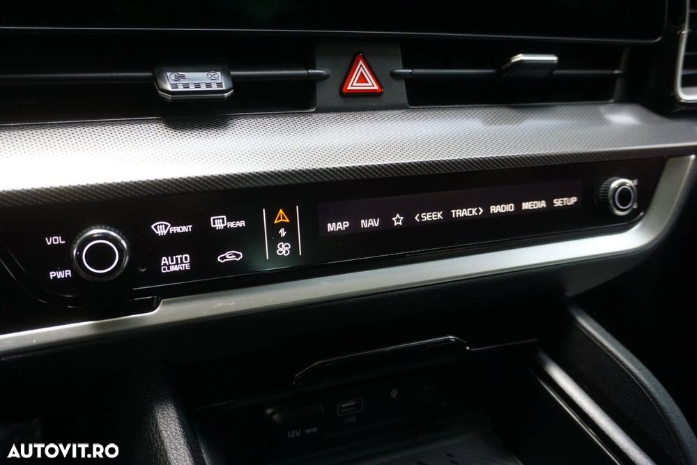 Kia Sportage 1.6 T-GDI HEV 6AT 4x2 GT Line - 16