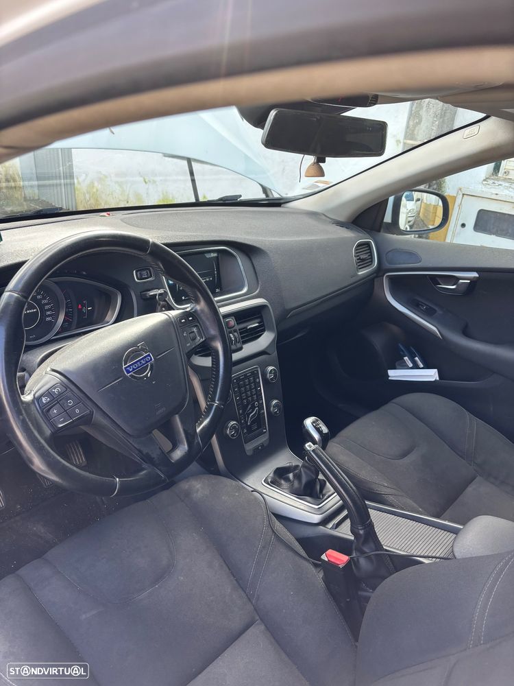 Volvo V40 1.6 D2 Momentum Eco - 7