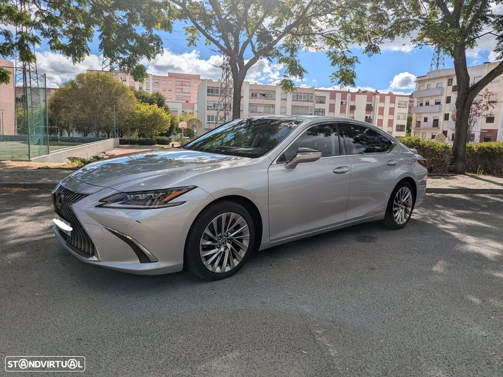 Lexus ES 300h Executive+ - 4