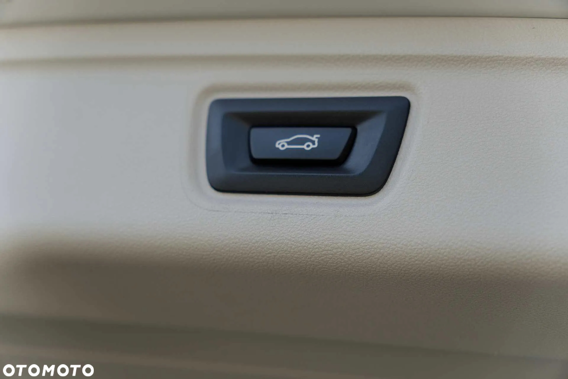 BMW Seria 3 330e PHEV - 10