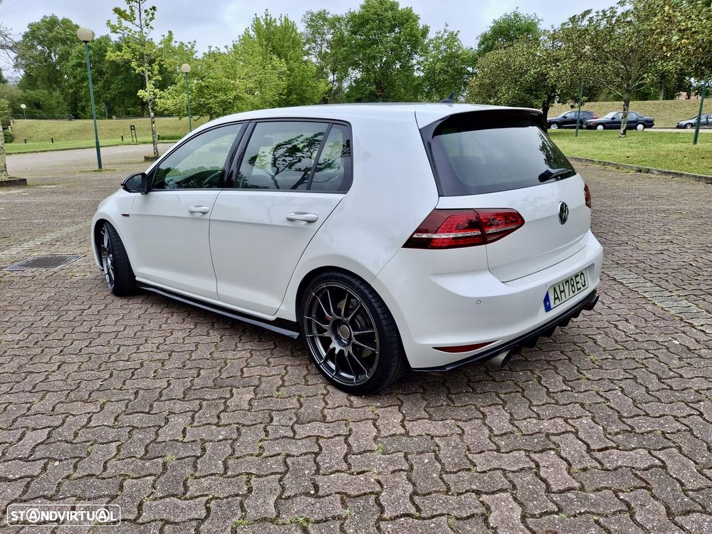 VW Golf GTI Performance BlueMotion - 3