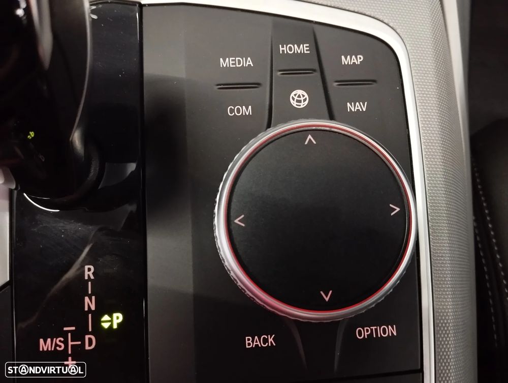BMW 320 e Auto - 39