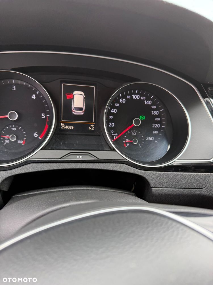 Volkswagen Passat 2.0 TDI BMT Highline DSG - 5