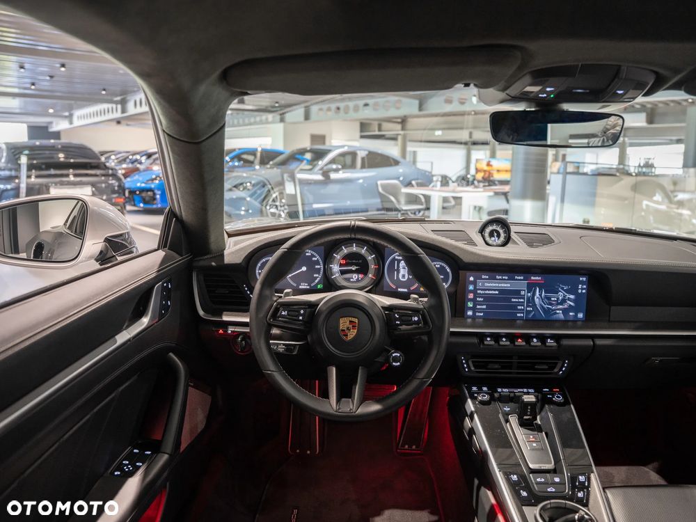 Porsche 911 Turbo S - 23