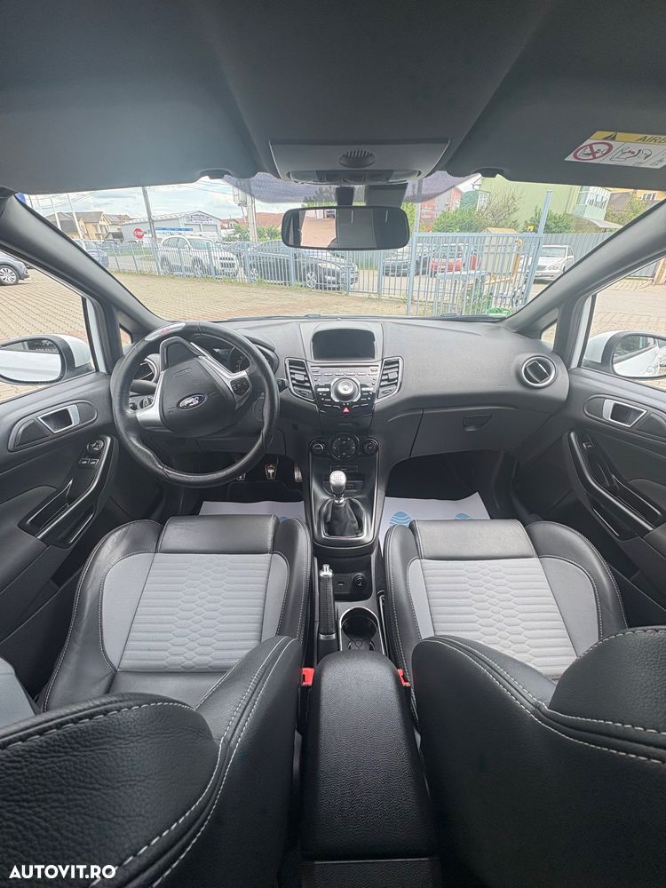 Ford Fiesta 1.6 EcoBoost ST - 9