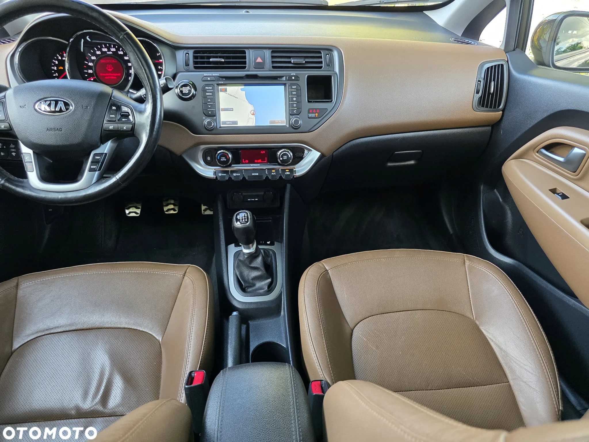 Kia Rio 1.4 CRDi 90 Platinum Edition - 12