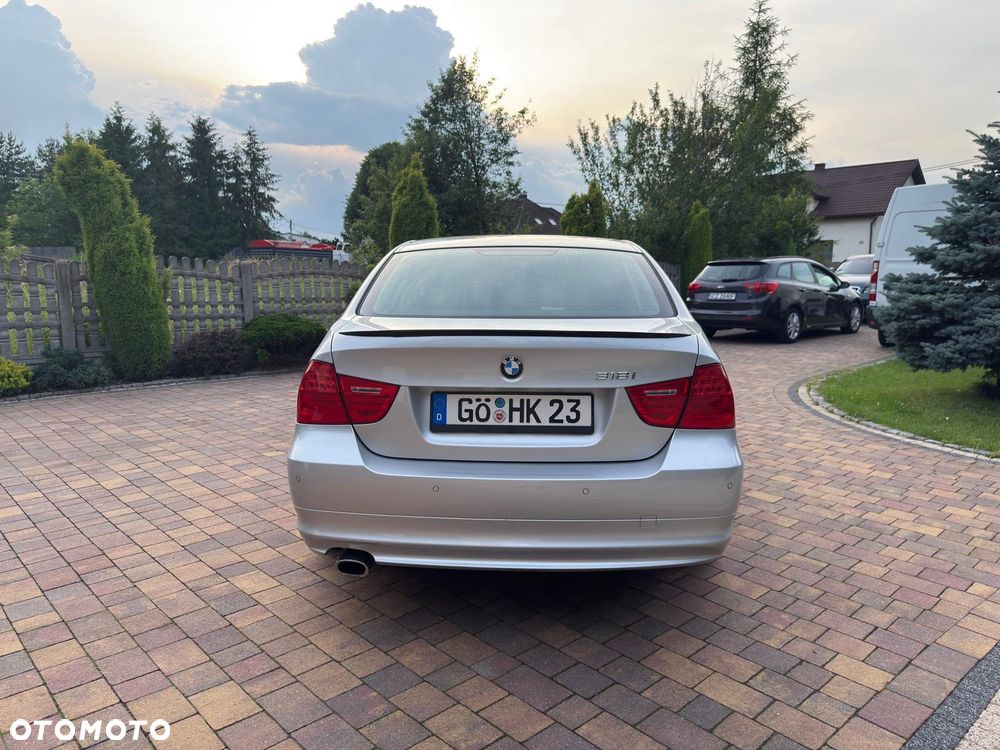 BMW Seria 3 - 21