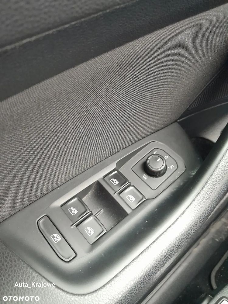 Volkswagen Passat 2.0 TDI EVO Business DSG - 26