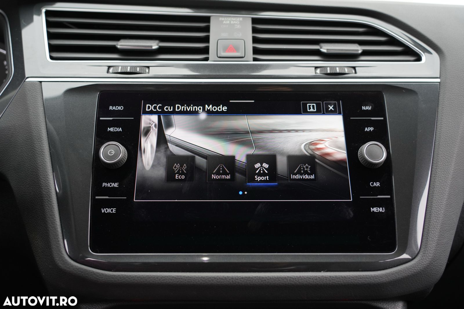 Volkswagen Tiguan 1.4 eHybrid OPF DSG Life - 31