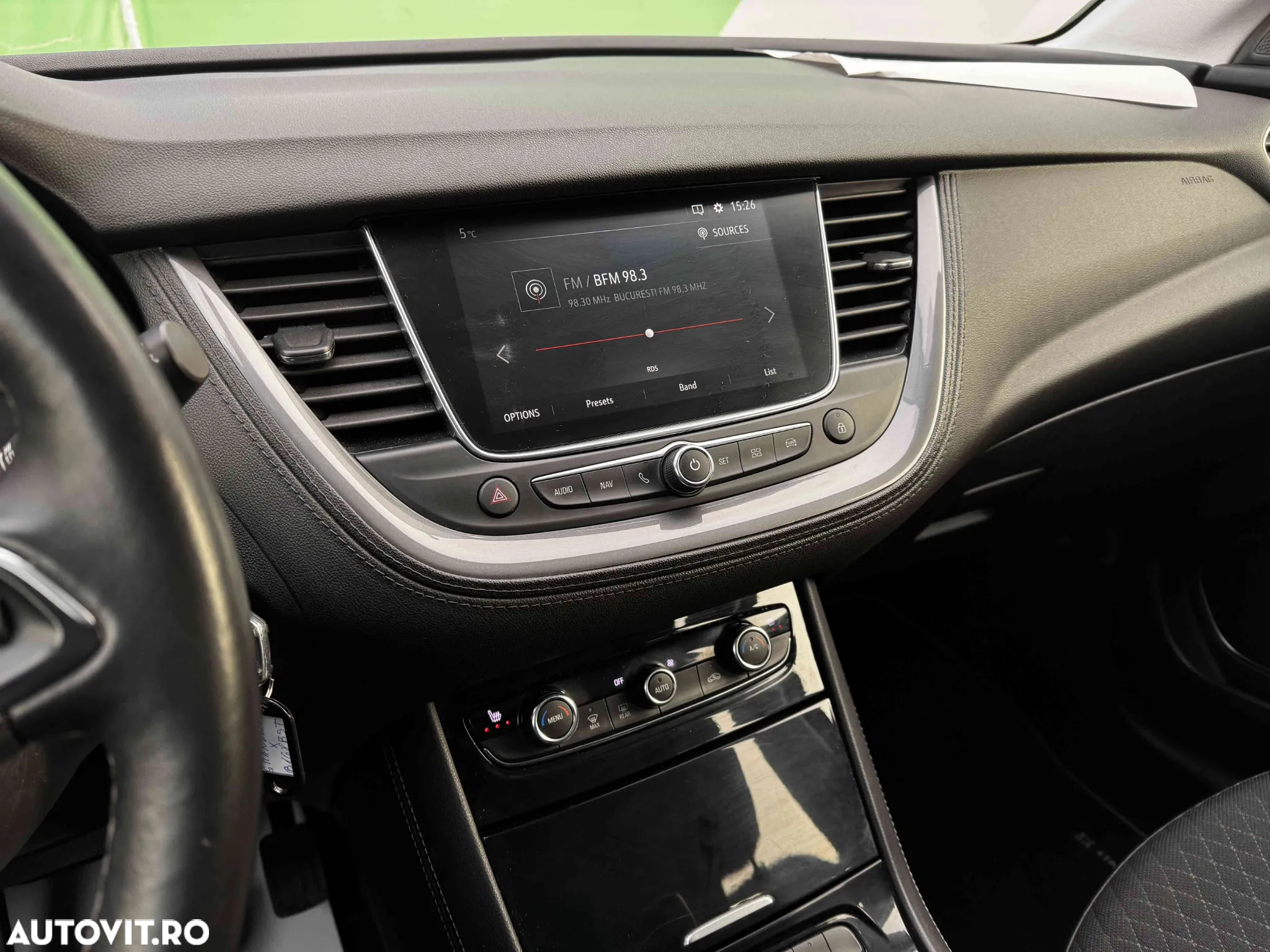 Opel Grandland X - 12
