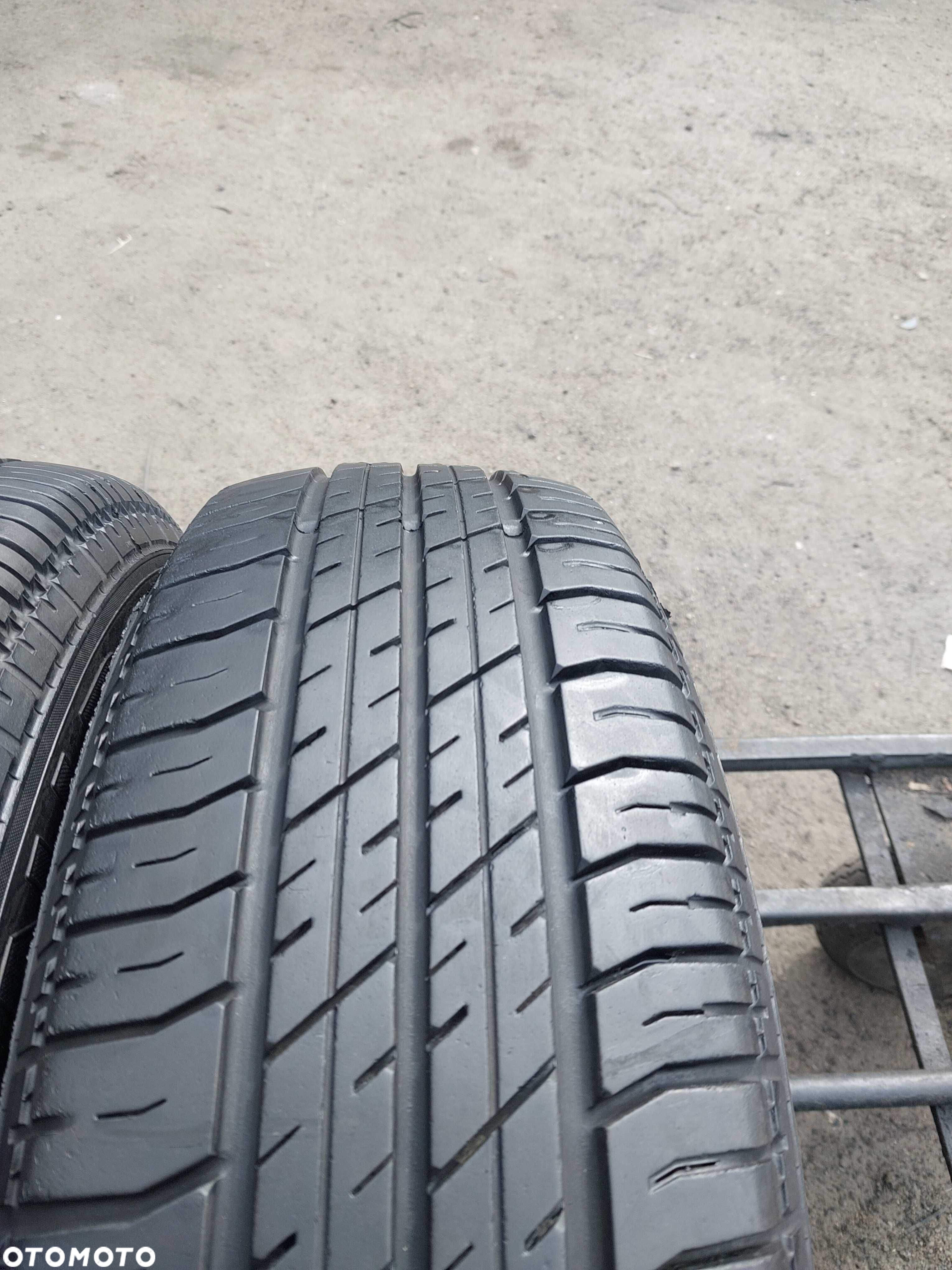 Opony letnie 185.70.14 Uniroyal 75zl sztuka Montaż - 2
