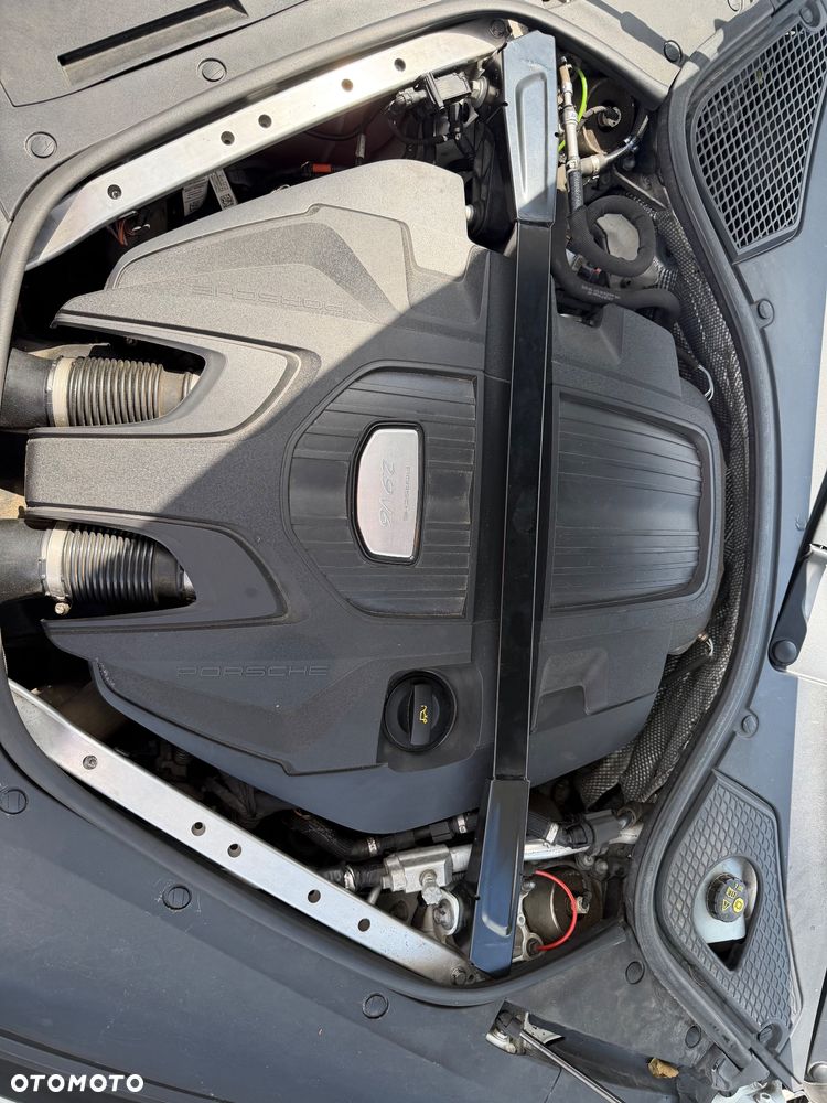 Porsche Panamera 4 Executive - 21