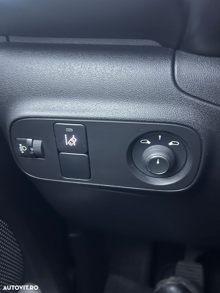 Citroën C3 BlueHDi 100 S&S PLUS - 20