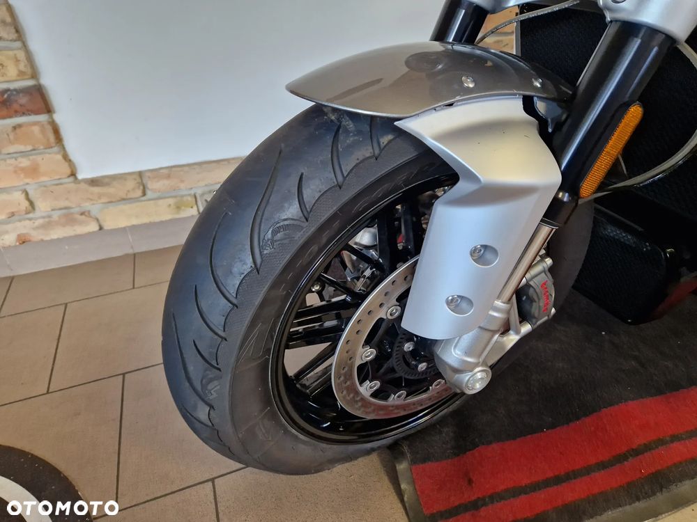 Triumph Rocket - 22