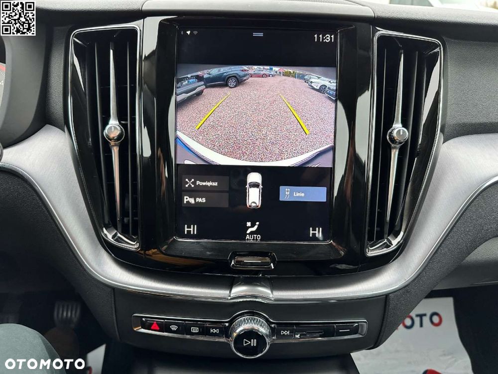 Volvo XC 60 D3 Momentum - 17