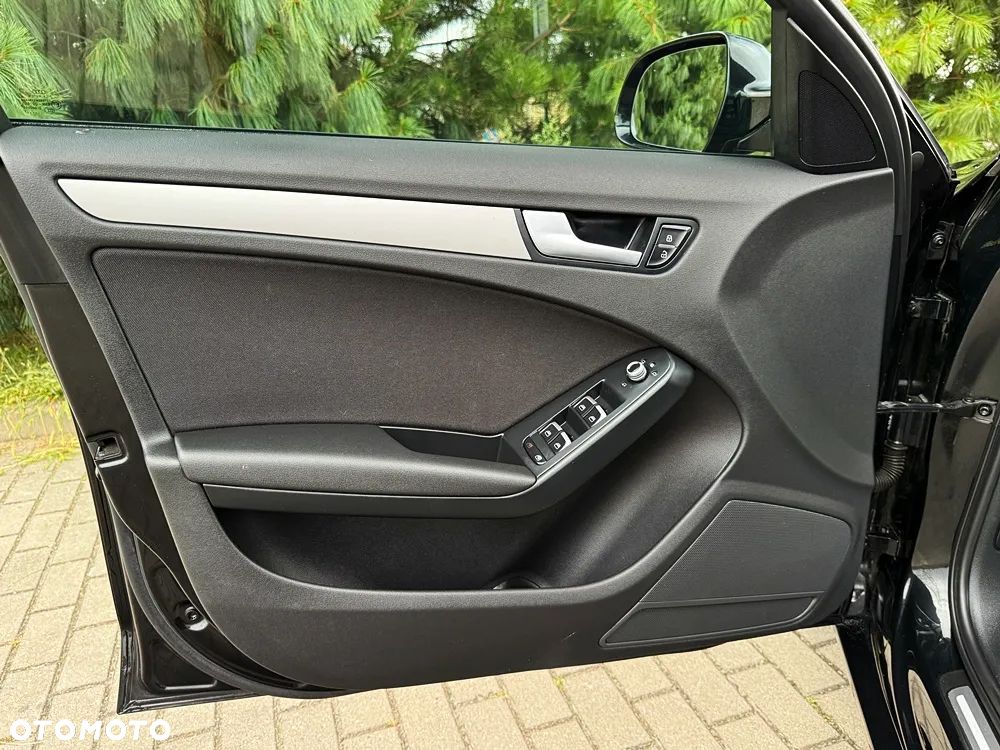 Audi A4 Avant 2.0 TDI 116g DPF Attraction - 29
