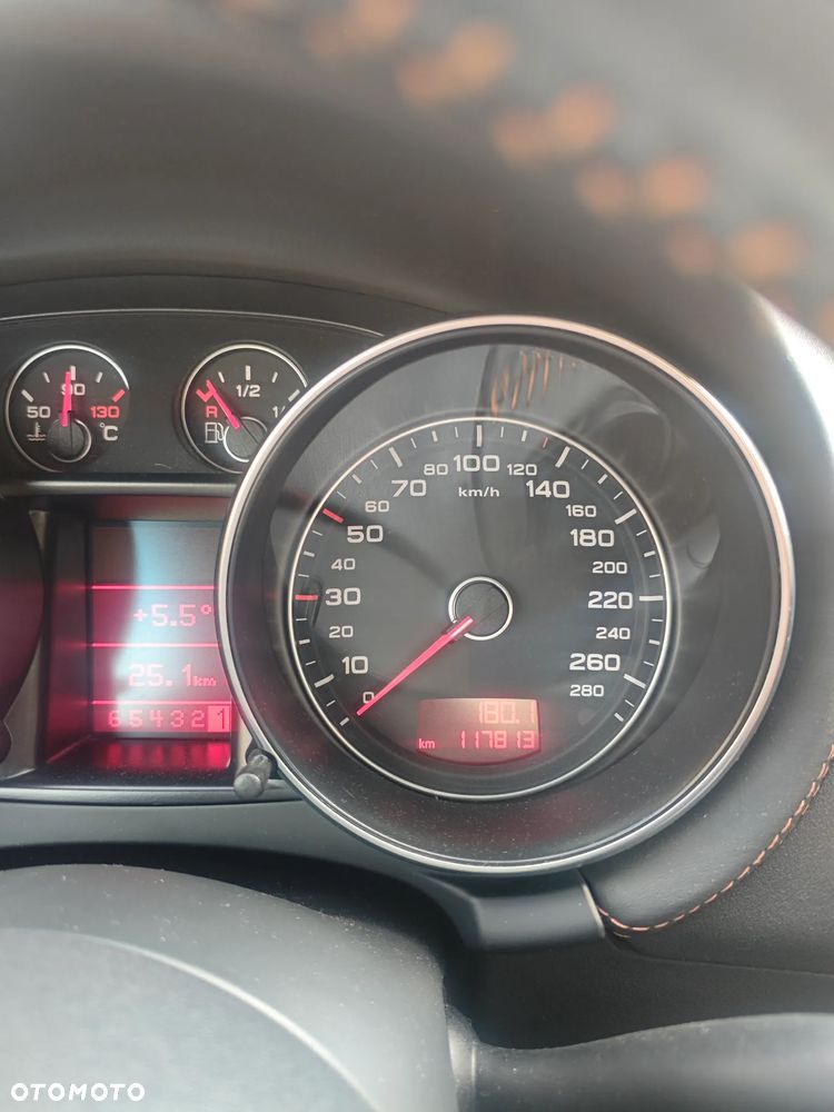 Audi TT Coupé 3.2 Quattro DSG - 14