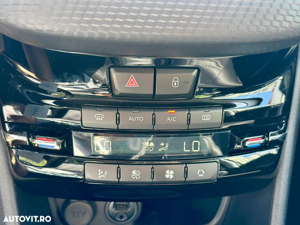 Peugeot 2008 - 22