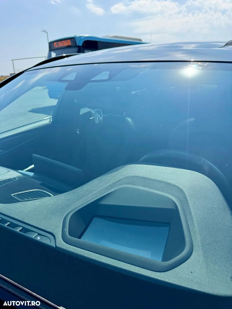 BMW Seria 5 520d AT - 13