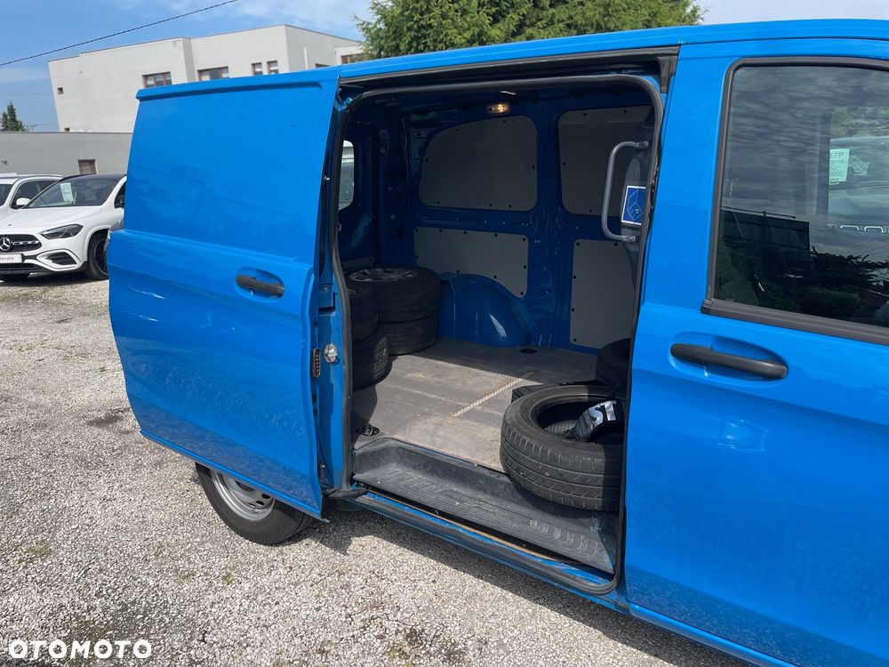 Mercedes-Benz VITO - 10