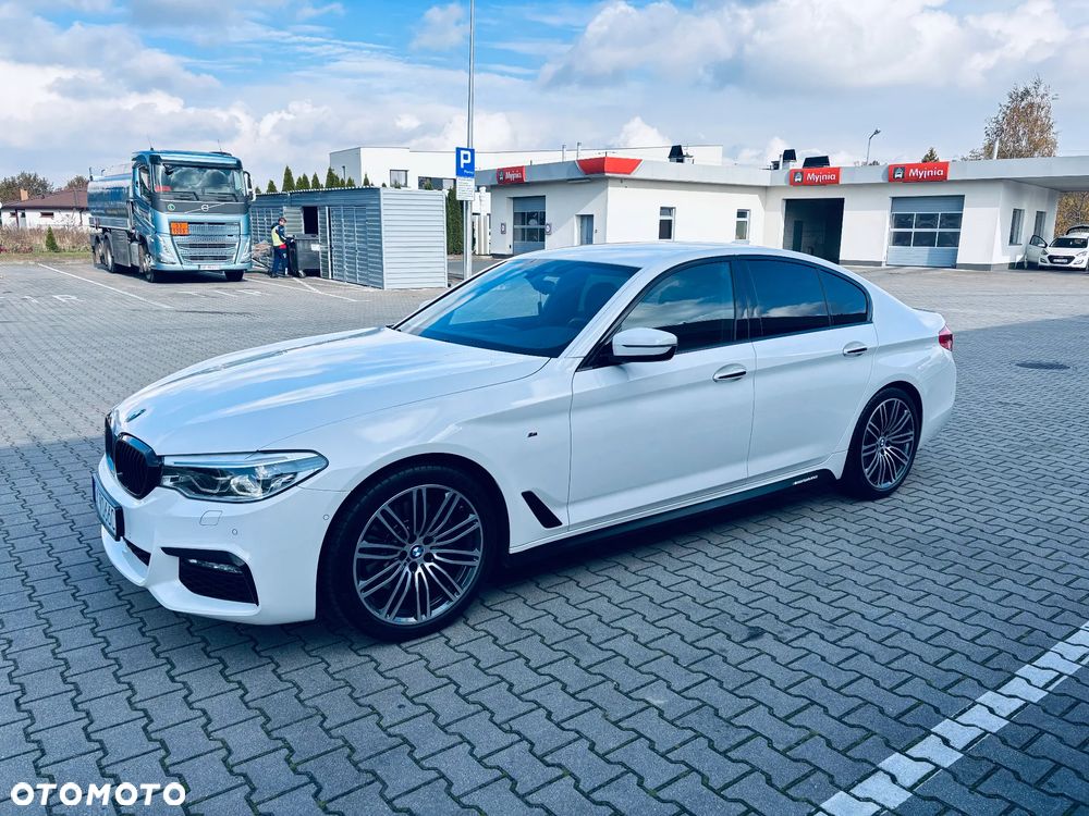 BMW Seria 5 530i xDrive M Sport sport - 9