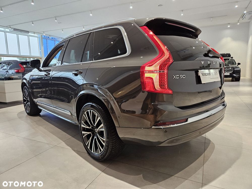 Volvo XC 90 - 8