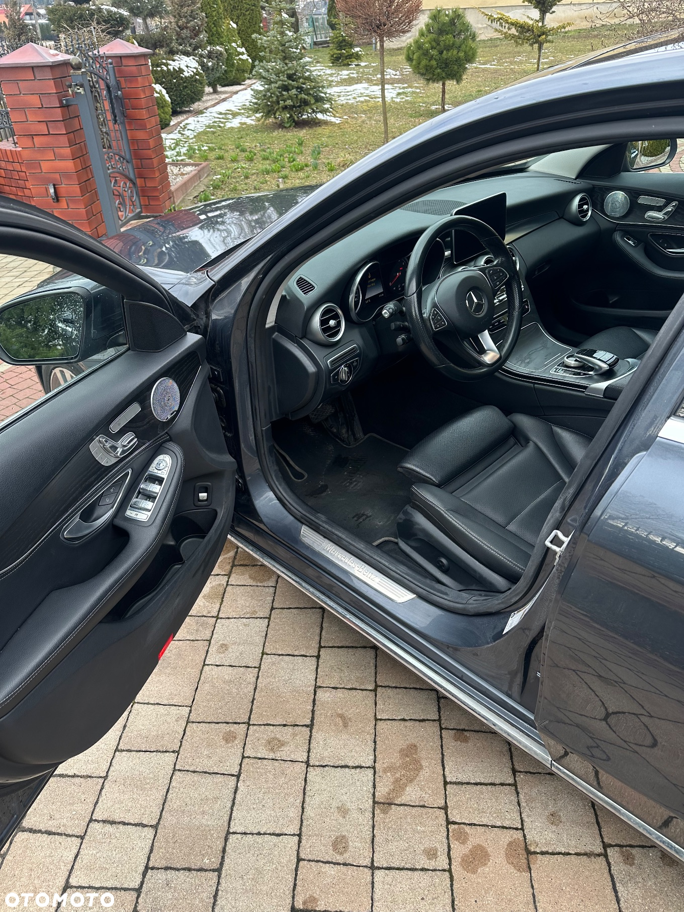 Mercedes-Benz Klasa C 300 7G-TRONIC - 15