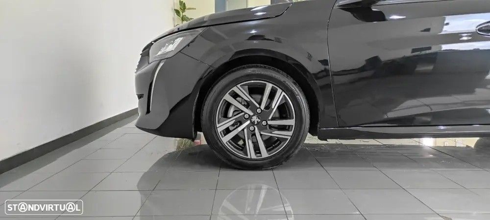 Peugeot 208 1.2 PureTech Allure - 45