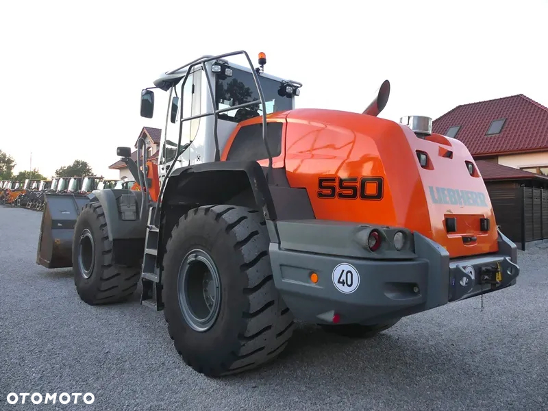 Liebherr L550 Z Niemiec / Szybkozłącze Łyżka + widły / Super Stan / - 2