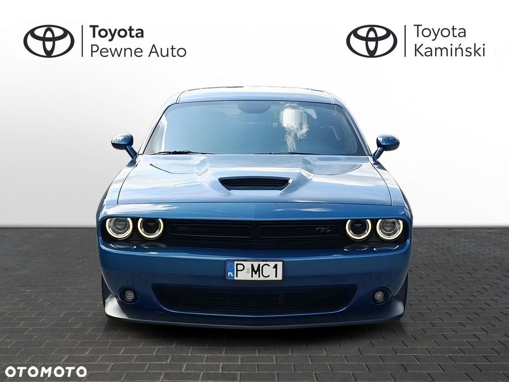 Dodge Challenger - 8